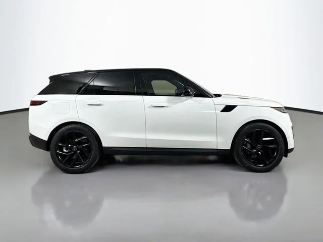 Certified Used 2024 White Land Rover SE image 4