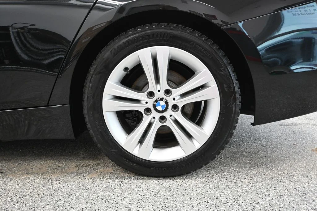 2018 BMW 3 Series 330i - Photo 12
