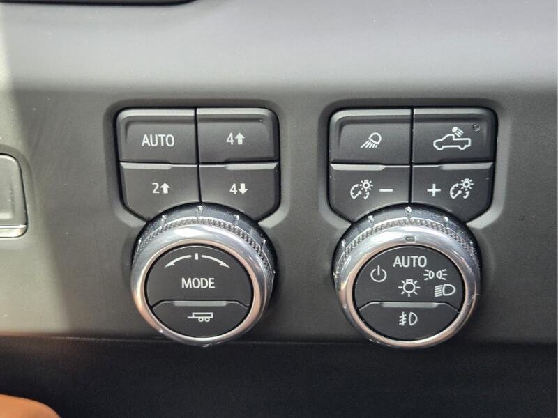 Used 2025 Sterling Metallic GMC 4WD CREW CAB 147" DENALI ULTIMATE image 30