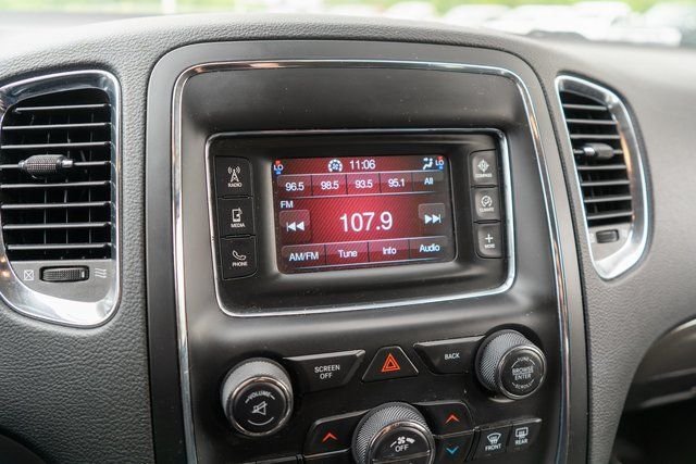Used 2015 Gray Dodge SXT image 24