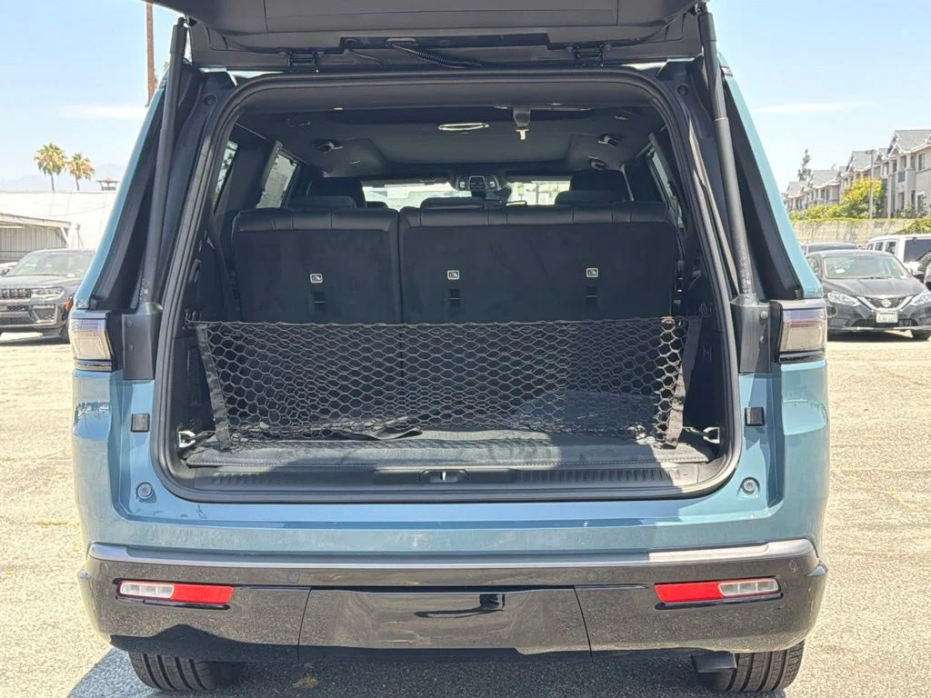New 2026 Steel Blue Exterior Paint Jeep  image 15