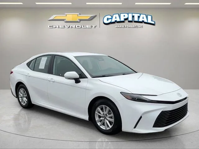 Used 2025 White Toyota LE image 7