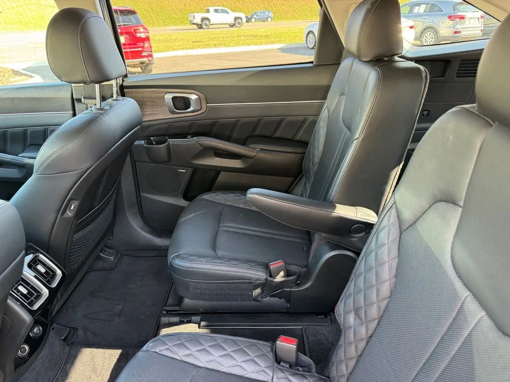 Used 2021 Black Kia SX Prestige X-Line image 11