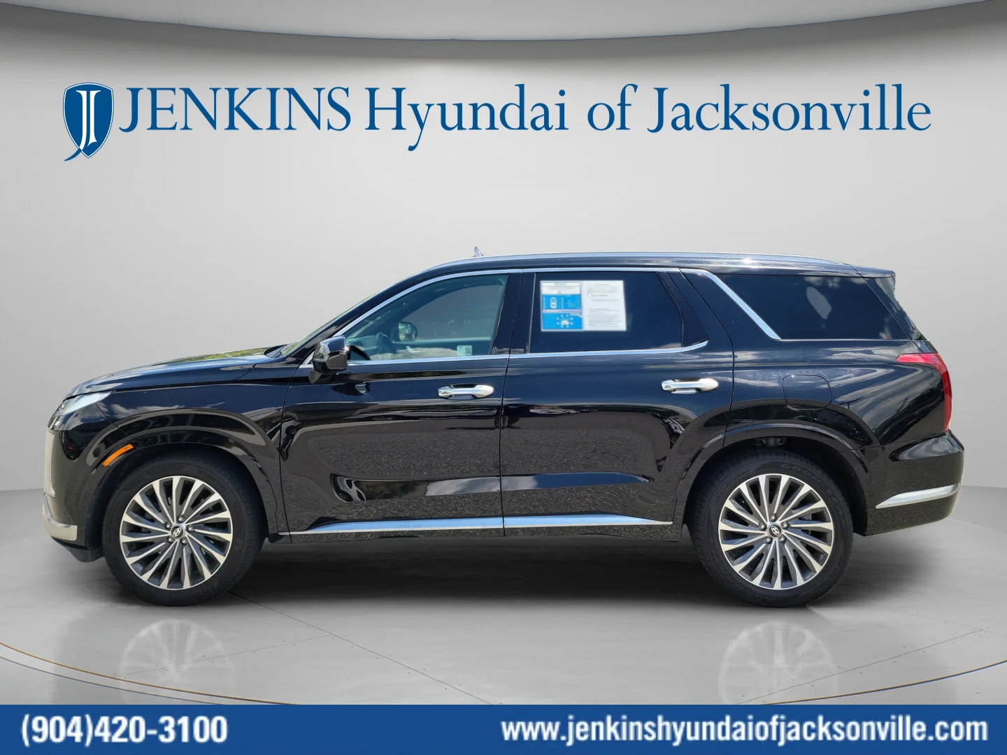 Used 2024 Abyss Black Pearl Hyundai Calligraphy image 6