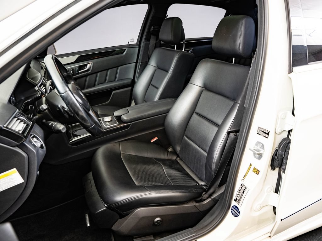 Used 2012 White Mercedes-Benz E 350 Luxury image 23