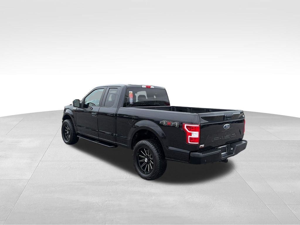 Used 2020 Black Metallic Ford XL image 4