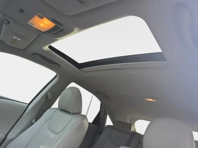 Used 2011 Black Lexus 350 image 30