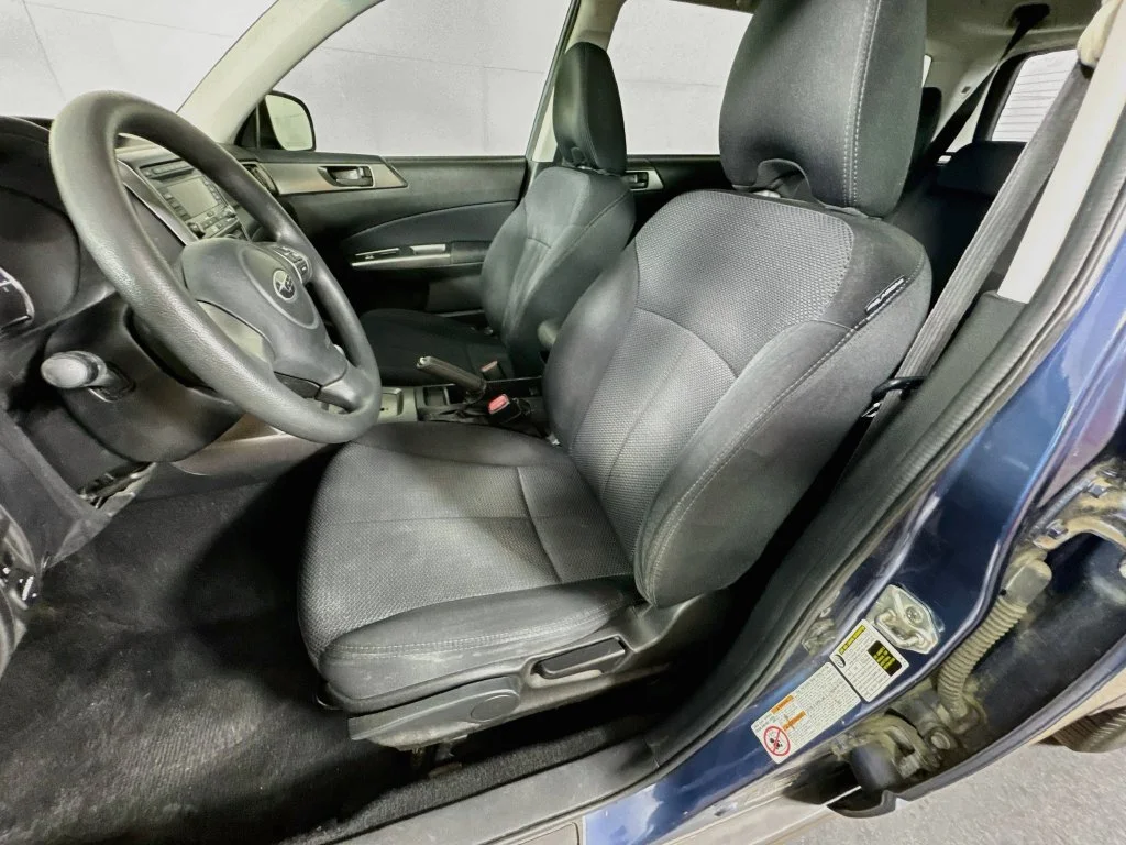 Used 2011 Blue Subaru 2.5X image 22