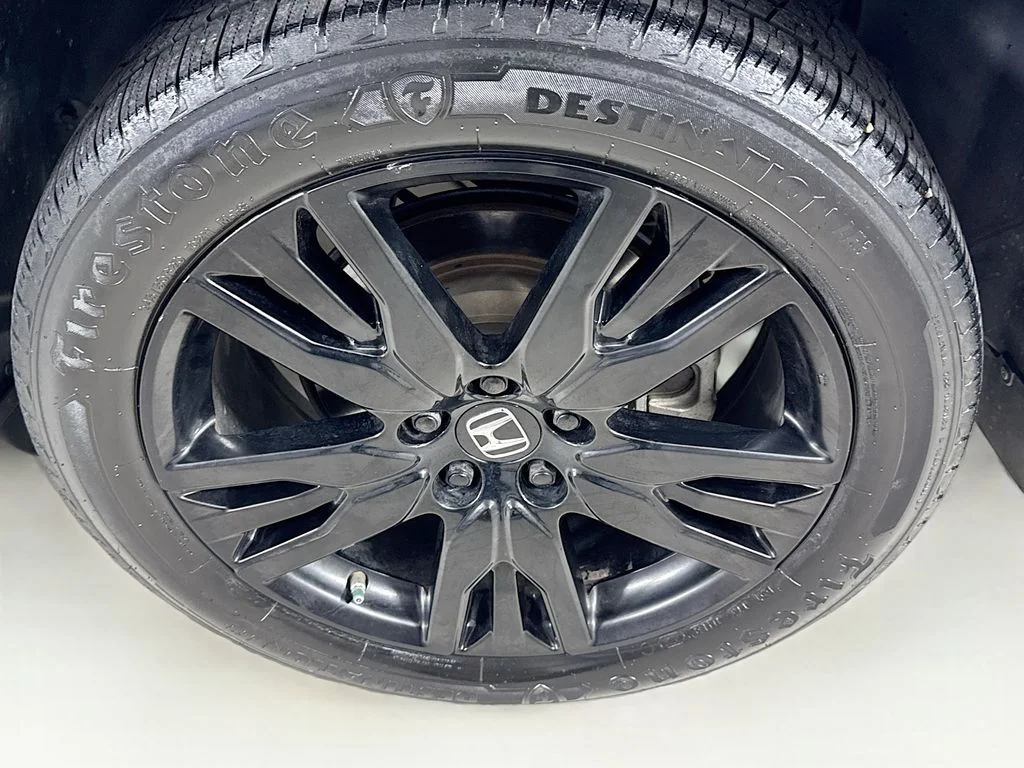 Certified Used 2022 Gray Honda Special Edition image 44