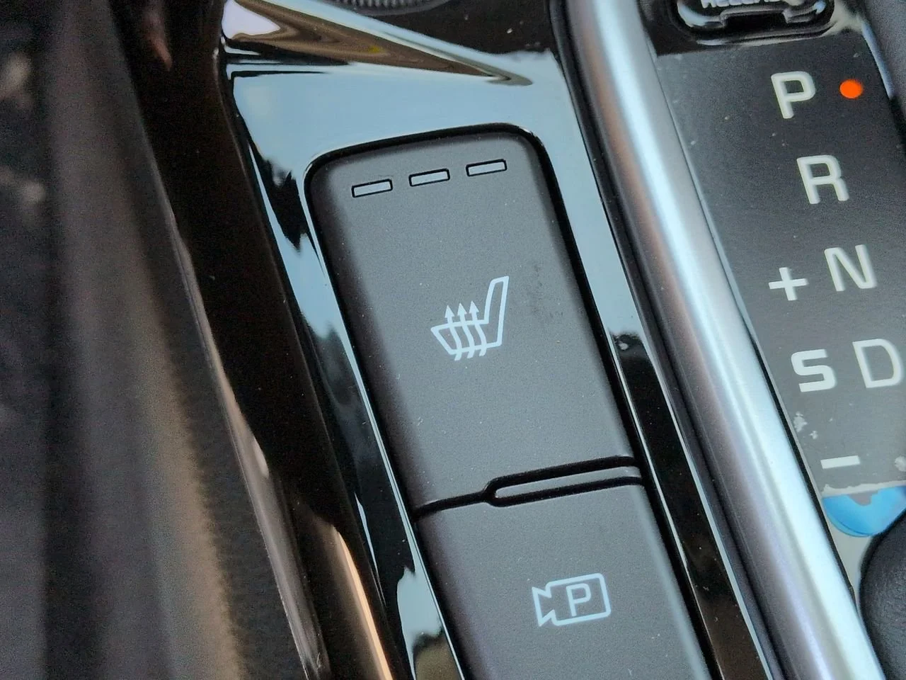 New 2026 Gravity Gray Kia EX image 26