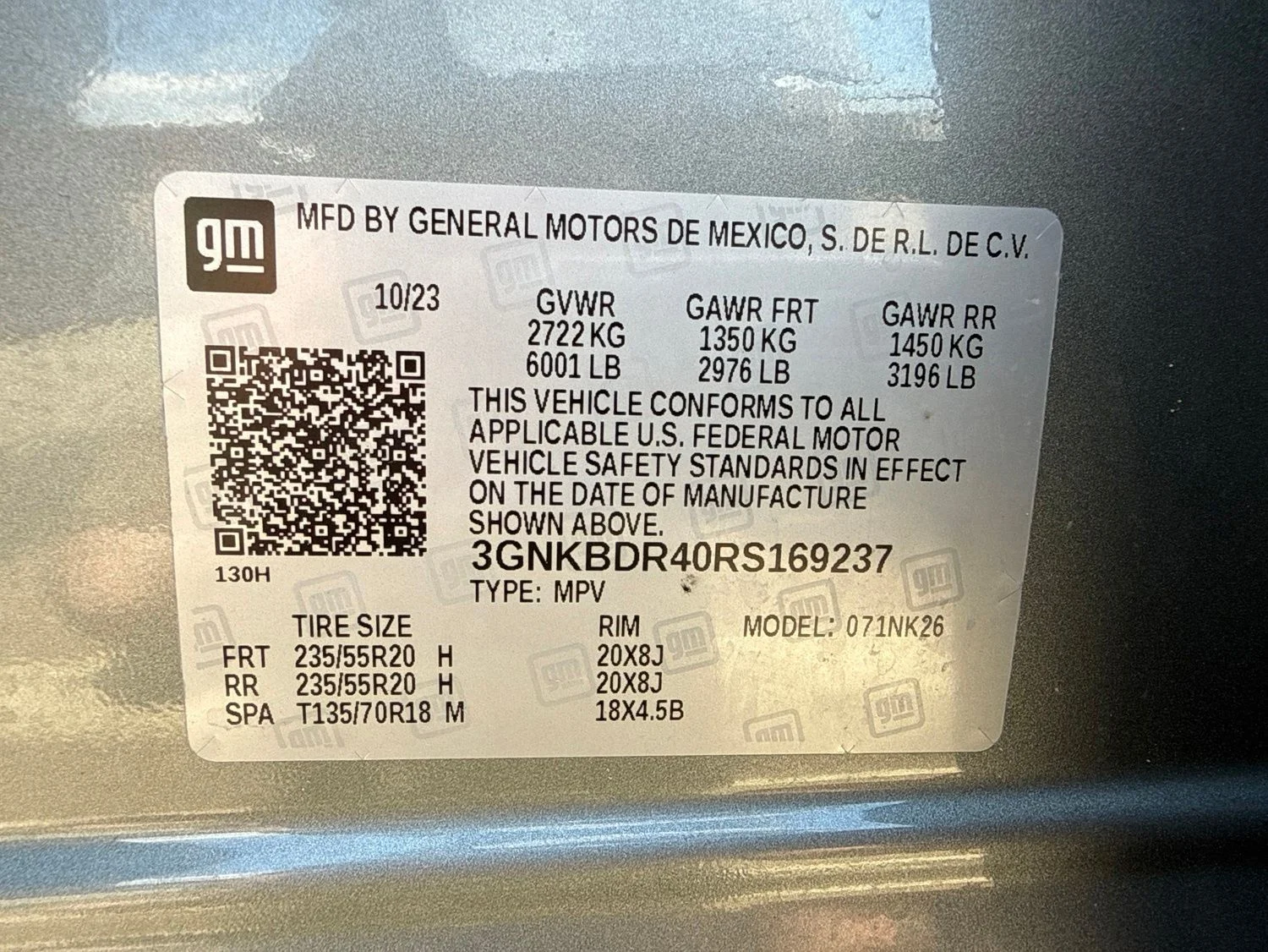 Used 2024 Gray Chevrolet 3LT image 21