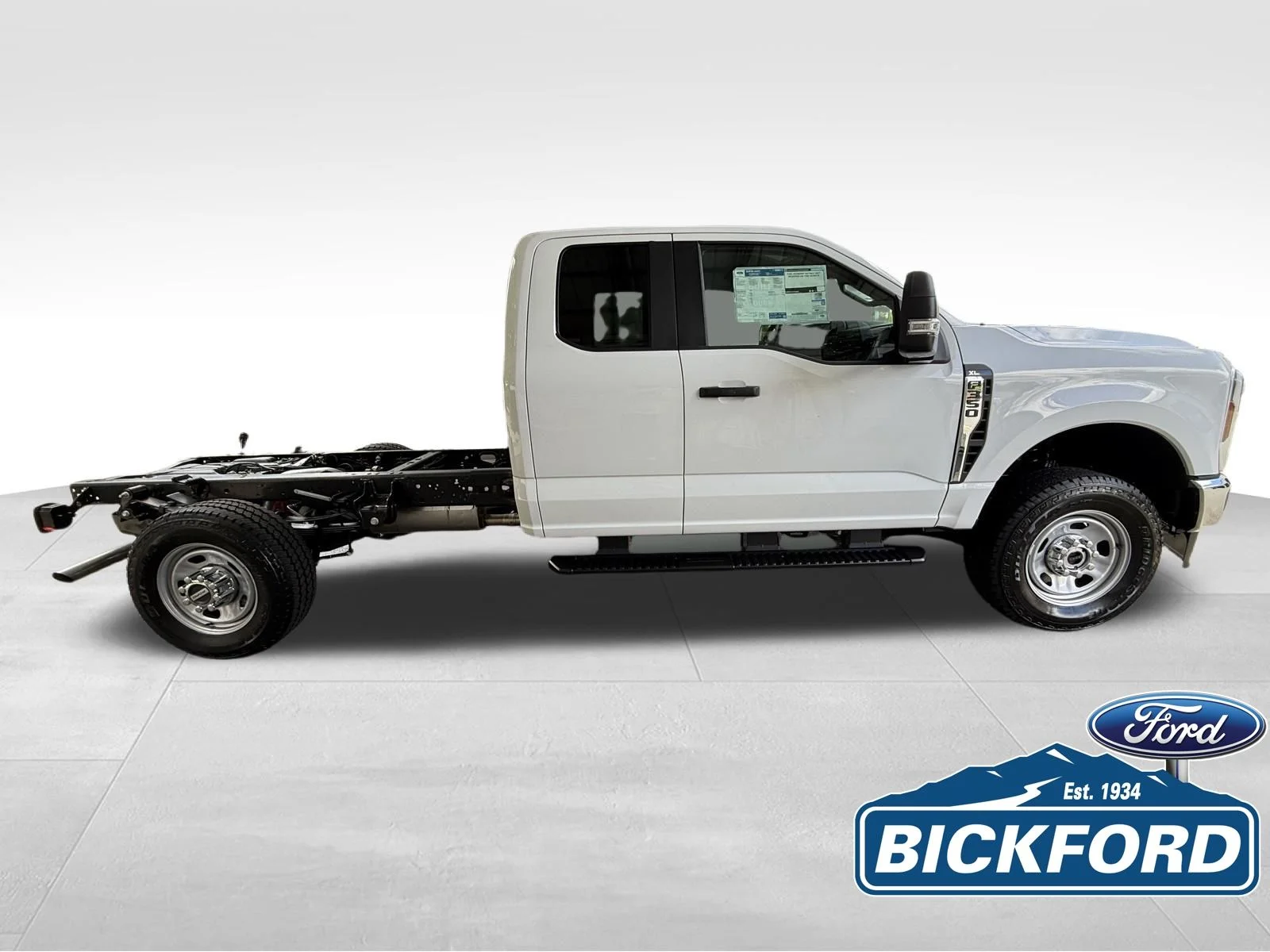 New 2026 White Ford XL image 4