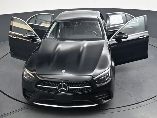 Used 2023  Mercedes-Benz E 350 image 40
