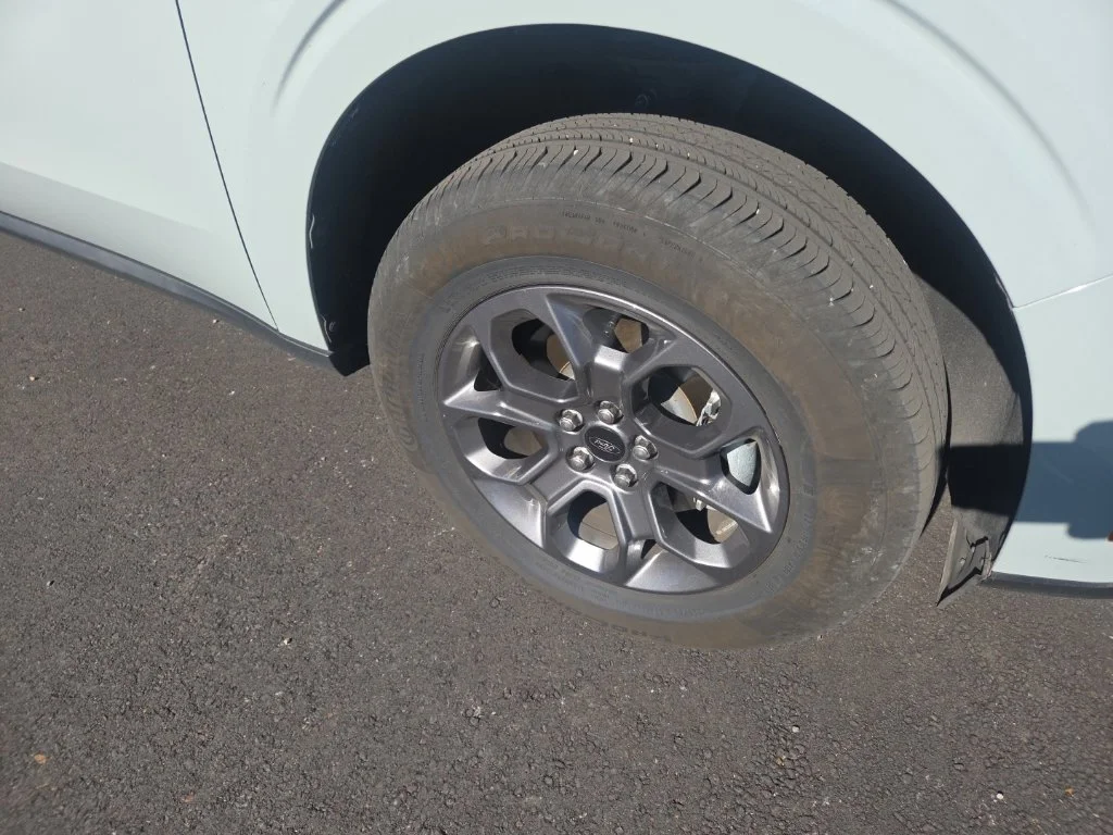 Used 2024 Green Ford XLT image 21