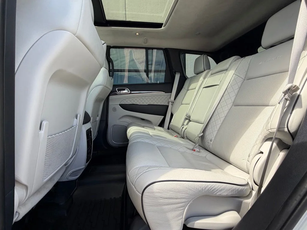 Used 2020 White Jeep Summit image 17