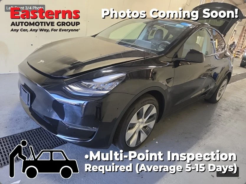 Used 2022 Black Tesla Long Range image 1