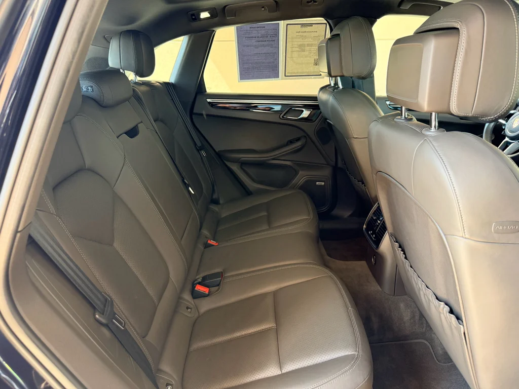 Used 2019 Night Blue Metallic Porsche Base image 28