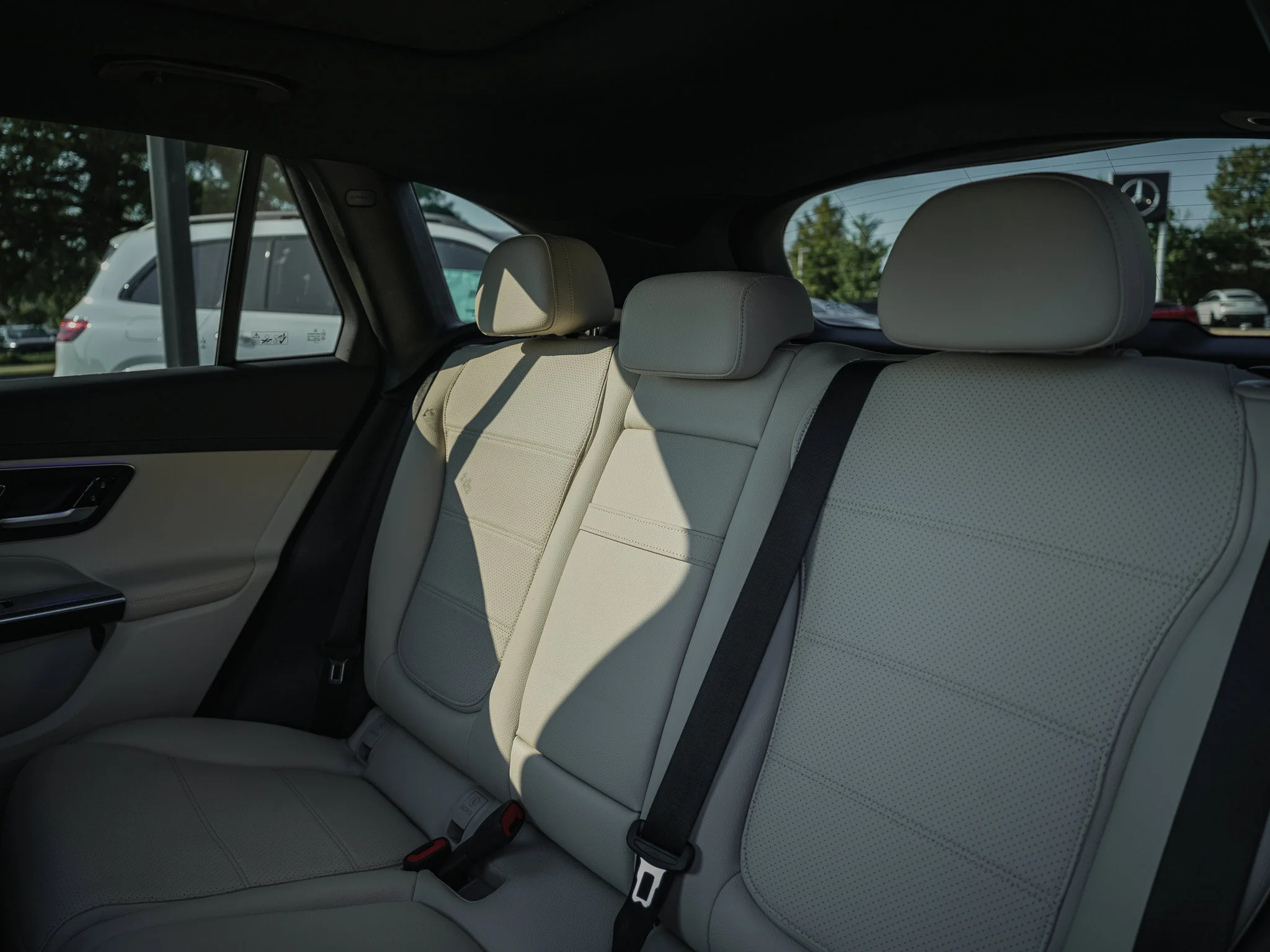 Certified Used 2023 Selenite Gray Metallic Mercedes-Benz GLC 300 image 31