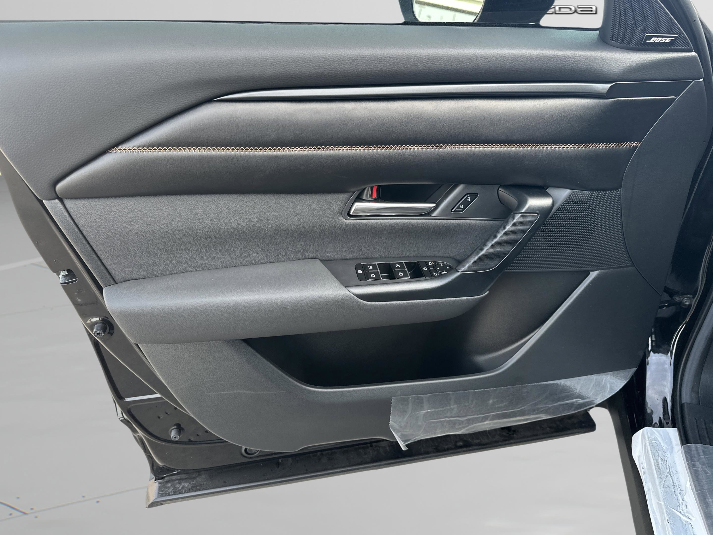 2025 Mazda CX-50 Premium Plus - Photo 9