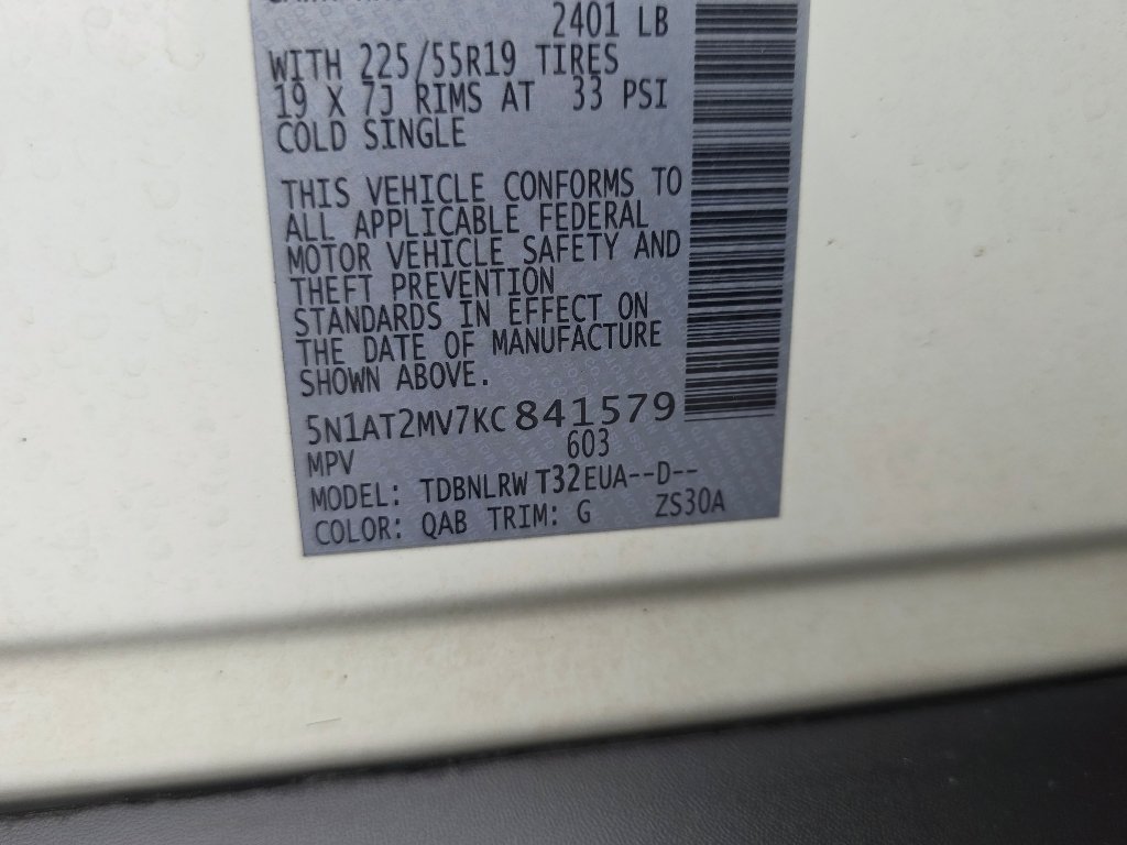 Used 2019 Pearl White Tricoat Nissan SL image 35