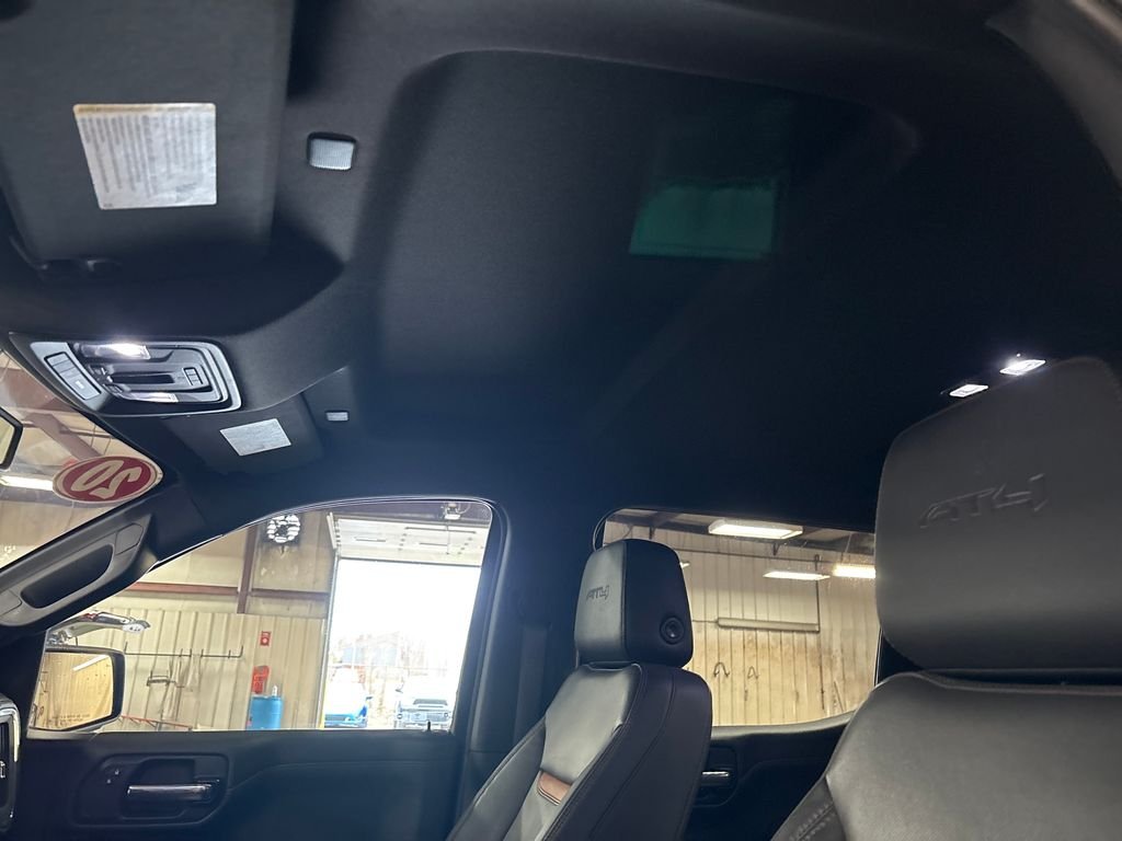 Used 2020 White GMC AT4 image 13