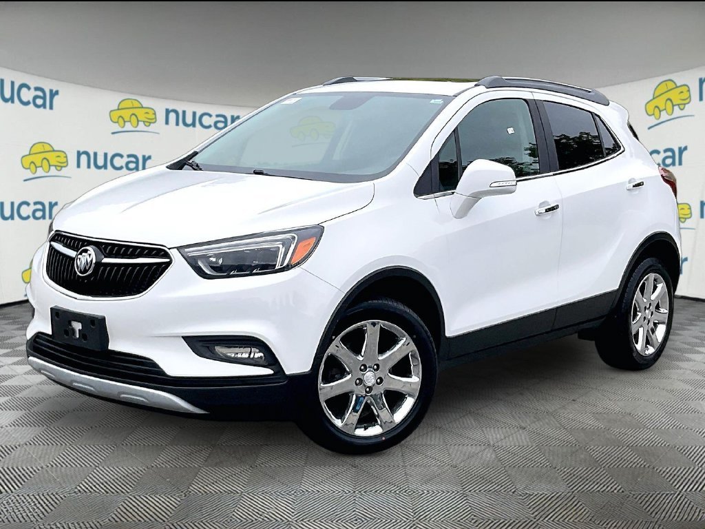 Used 2017 White Buick Essence image 3