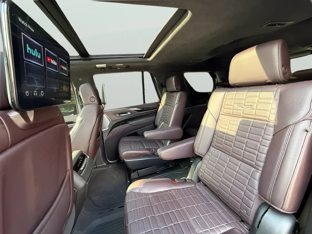 Used 2023 Red Cadillac Sport Platinum image 11