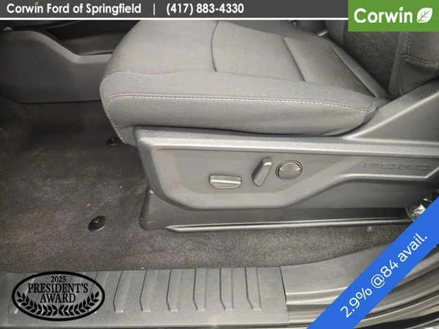 New 2026 Agate Black Metallic Ford XLT image 40