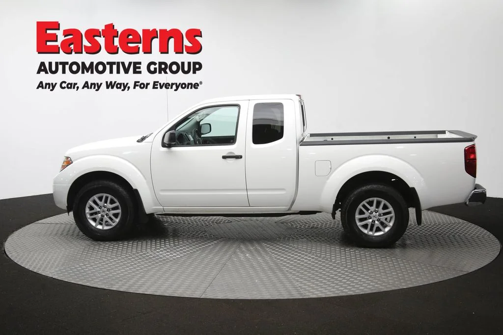 Used 2021 White Nissan SV image 59