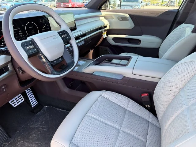 New 2027 Ivory Silver Kia SX-PRESTIGE image 16