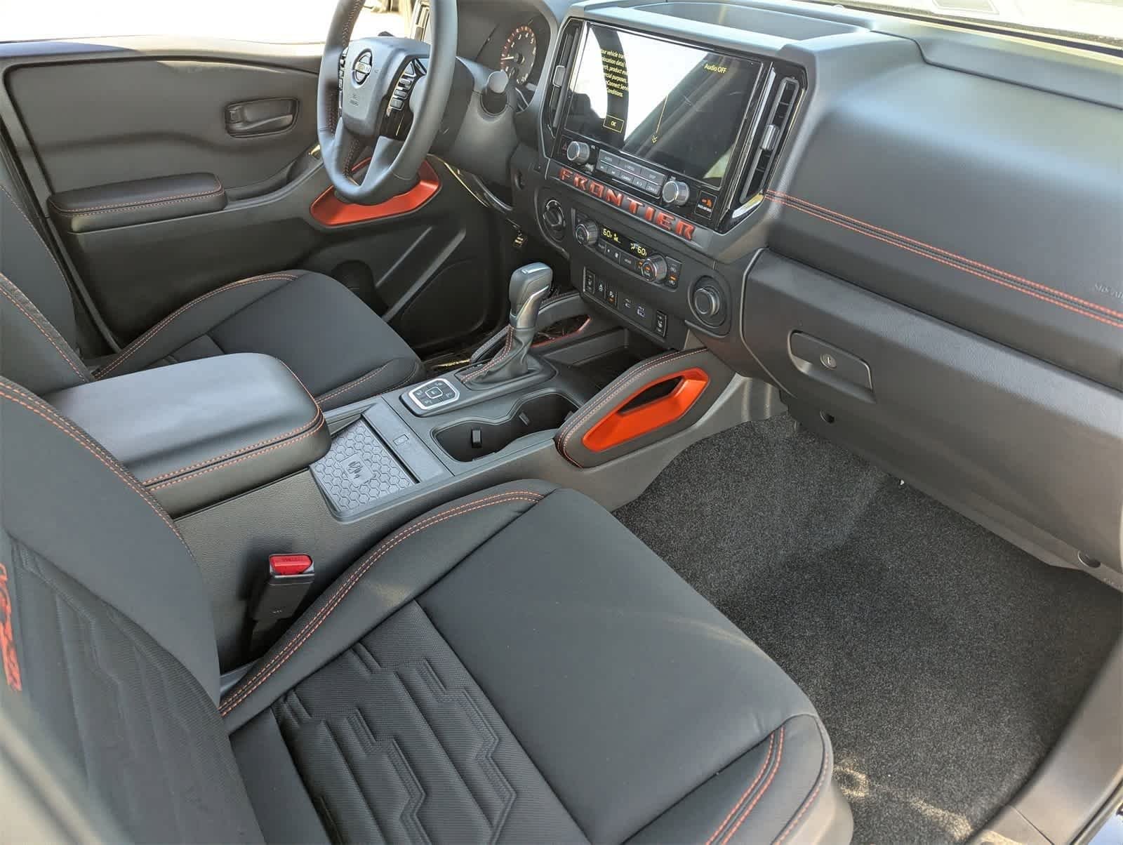 2026 Nissan Frontier PRO-4X - Photo 13