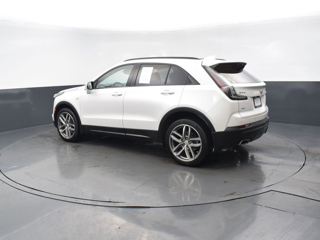 2023 CADILLAC XT4 - Image 2
