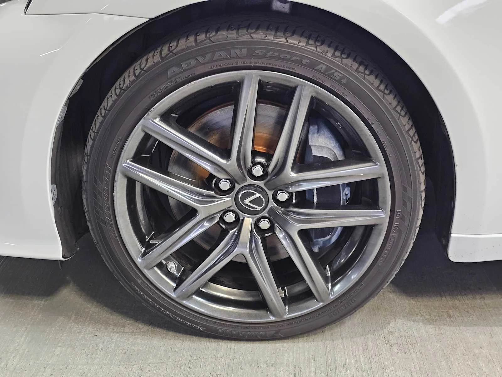 Used 2015 Ultra White Lexus 350 image 8