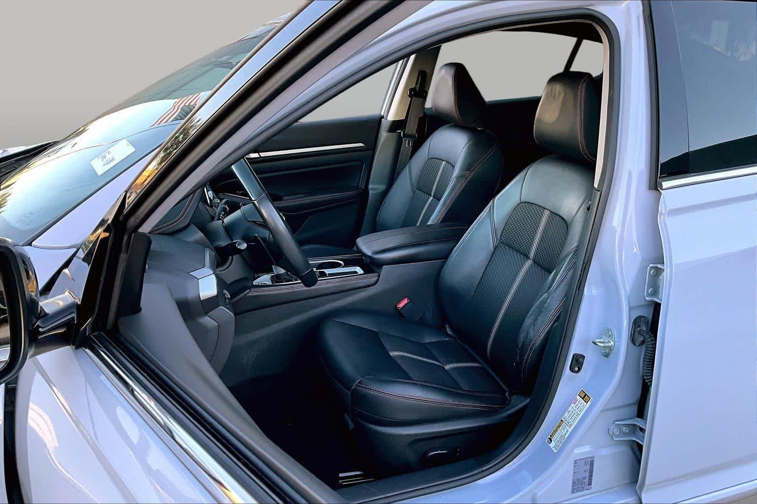 Used 2024 Gray Sky Pearl Nissan 2.5 SR image 8