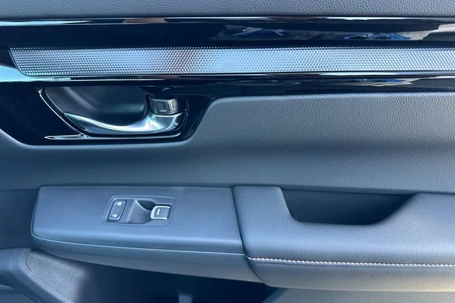 New 2026 Solar Silver Metallic Honda Sport Touring image 18