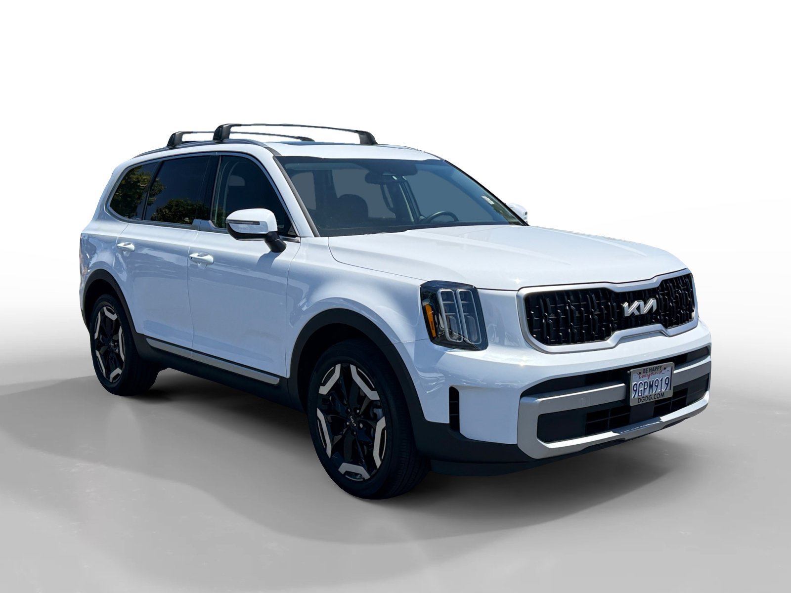Used 2023 White Pearl Kia EX image 7