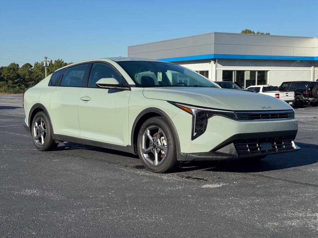 2025 Kia K4
