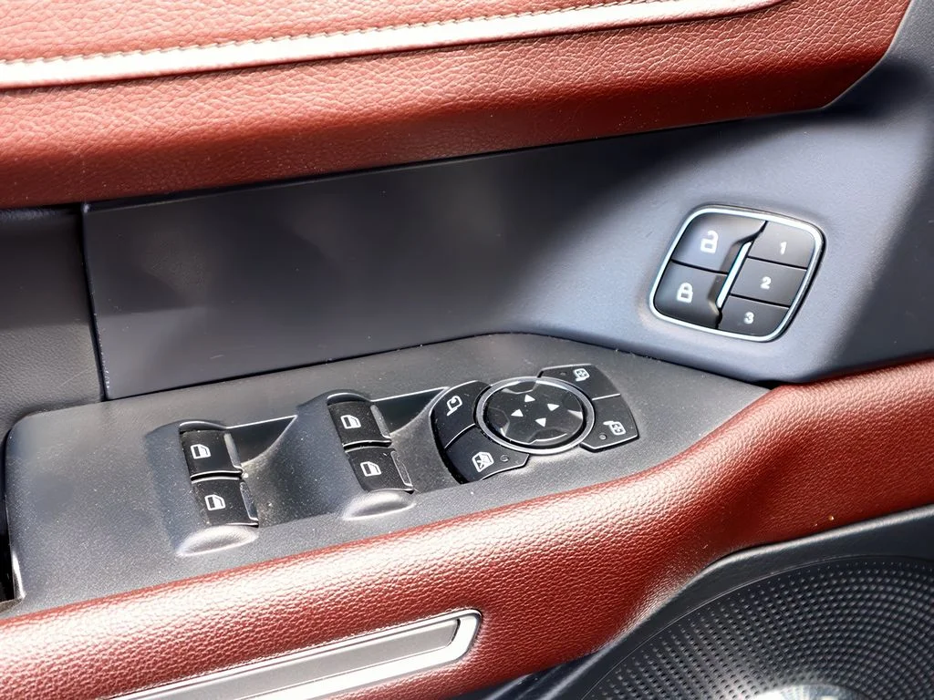 2023 Ford Expedition Limited - Photo 12