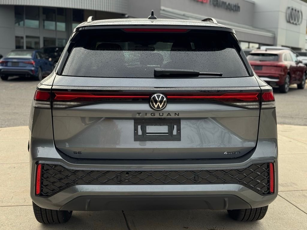 2026 Volkswagen Tiguan SE R-LINE BLACK - Photo 11