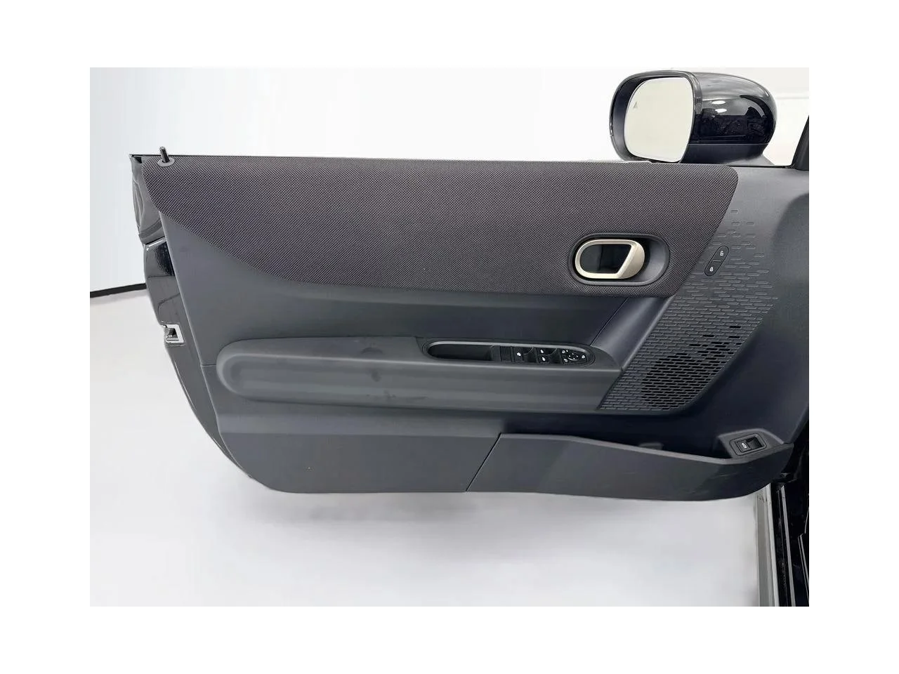New 2026 Midnight Black II Metallic MINI ICONIC image 22