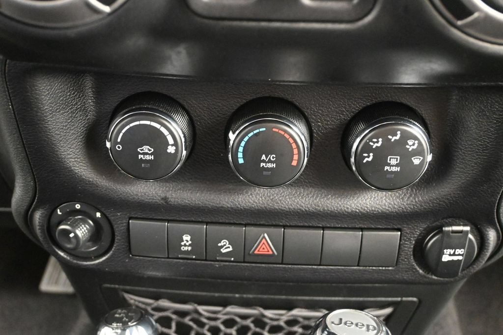 Used 2017 Silver Jeep Sport image 17