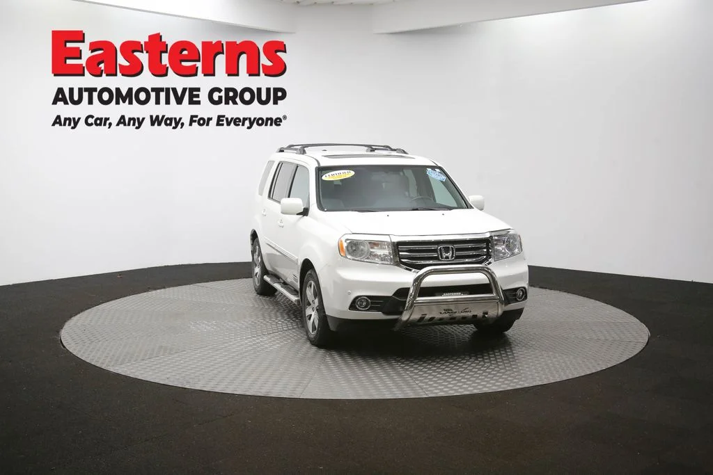 Used 2014 White Honda Touring image 49