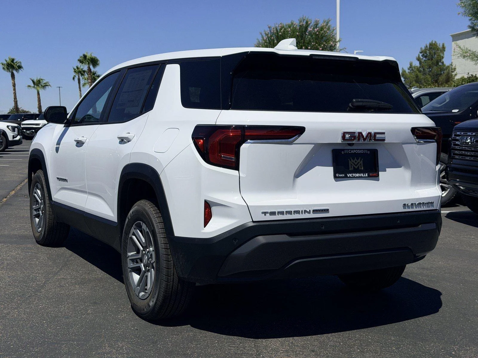 New 2026 Summit White GMC Elevation image 4