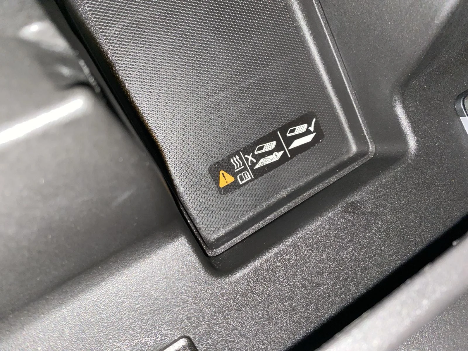 Used 2025 Onyx Black GMC AT4X image 23