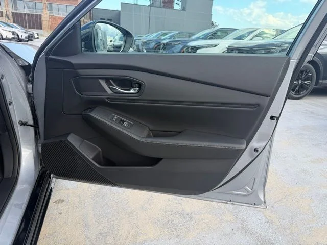 2023 Honda Accord Hybrid Sport-L - Photo 16