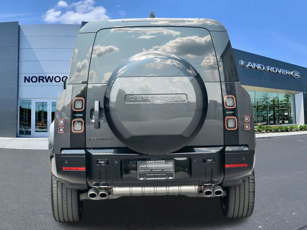 New 2026 Carpathian Grey Land Rover V8 image 5