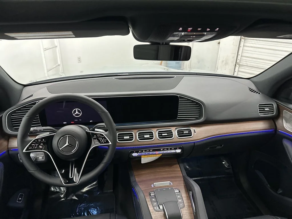 New 2026 Silver Mercedes-Benz GLE 580 image 21