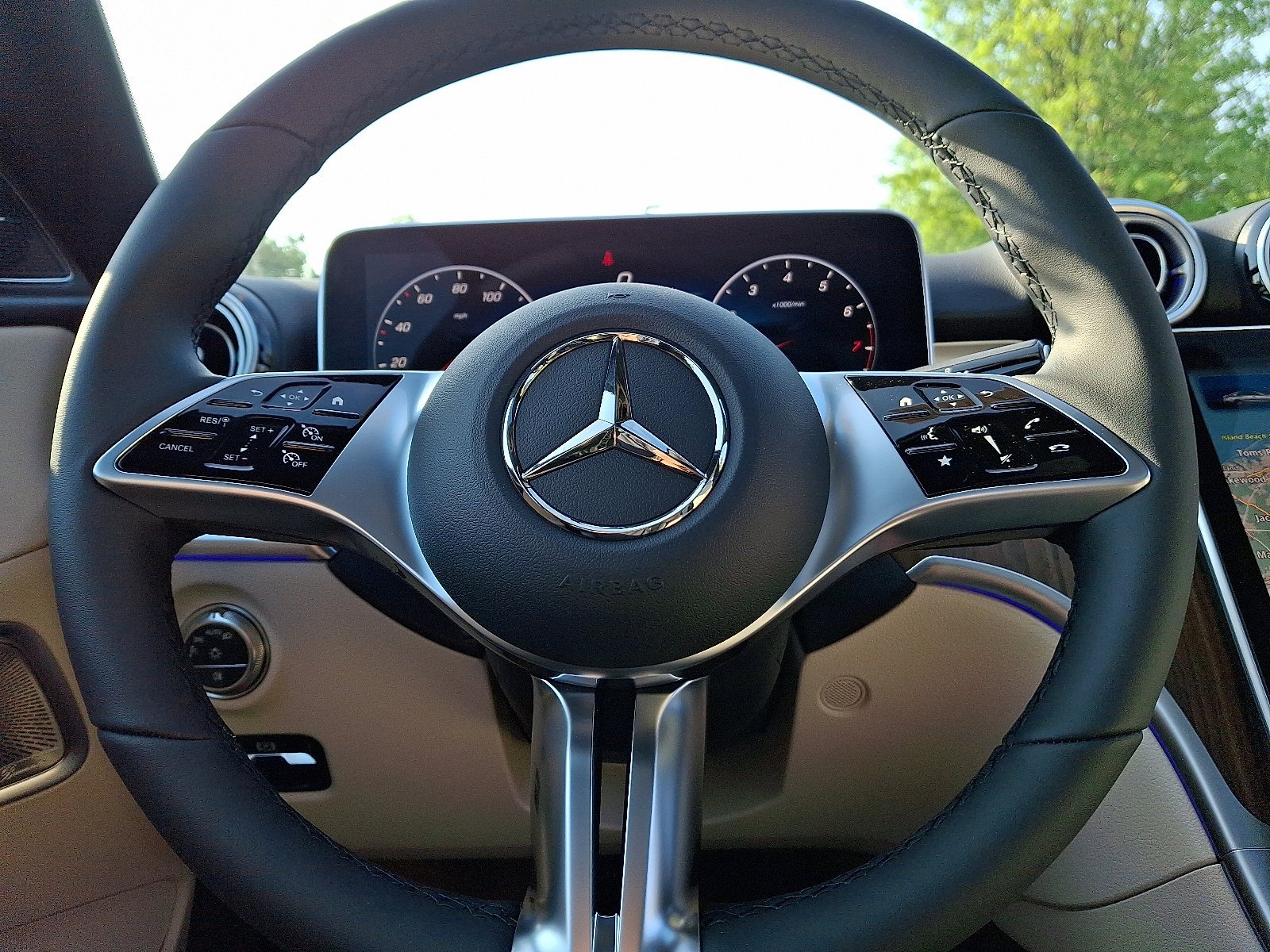 New 2026 Polar White Mercedes-Benz C 300 image 12