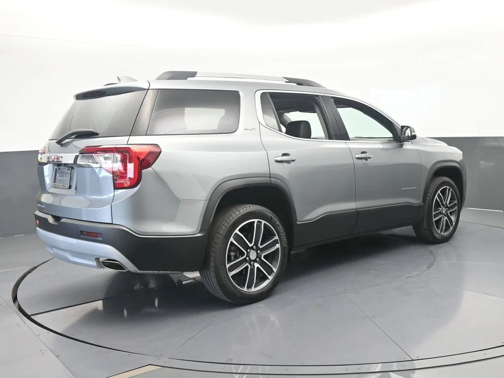 Used 2023 Sterling Metallic GMC SLT image 6