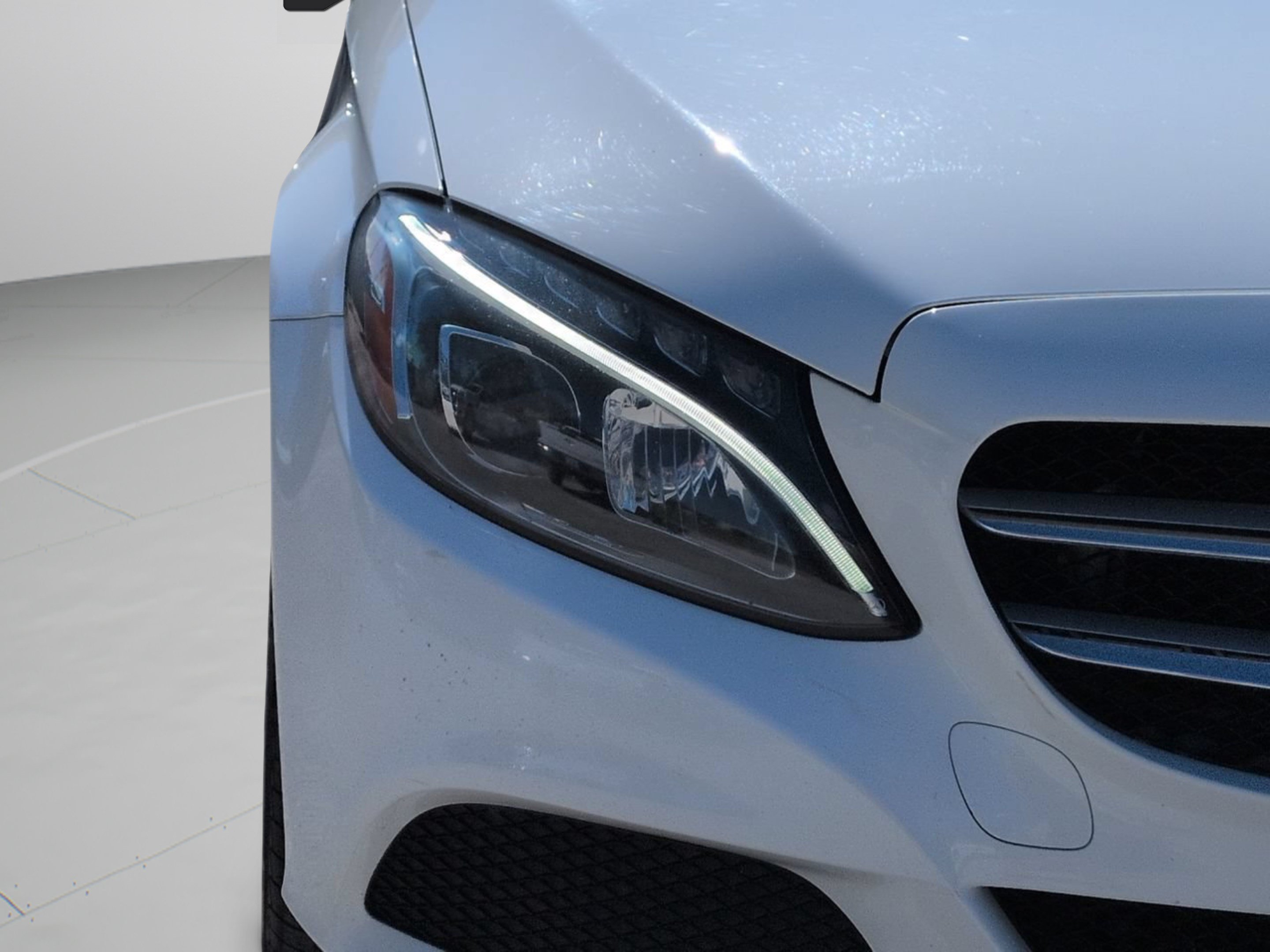 Used 2015 Polar White Mercedes-Benz C 300 image 12